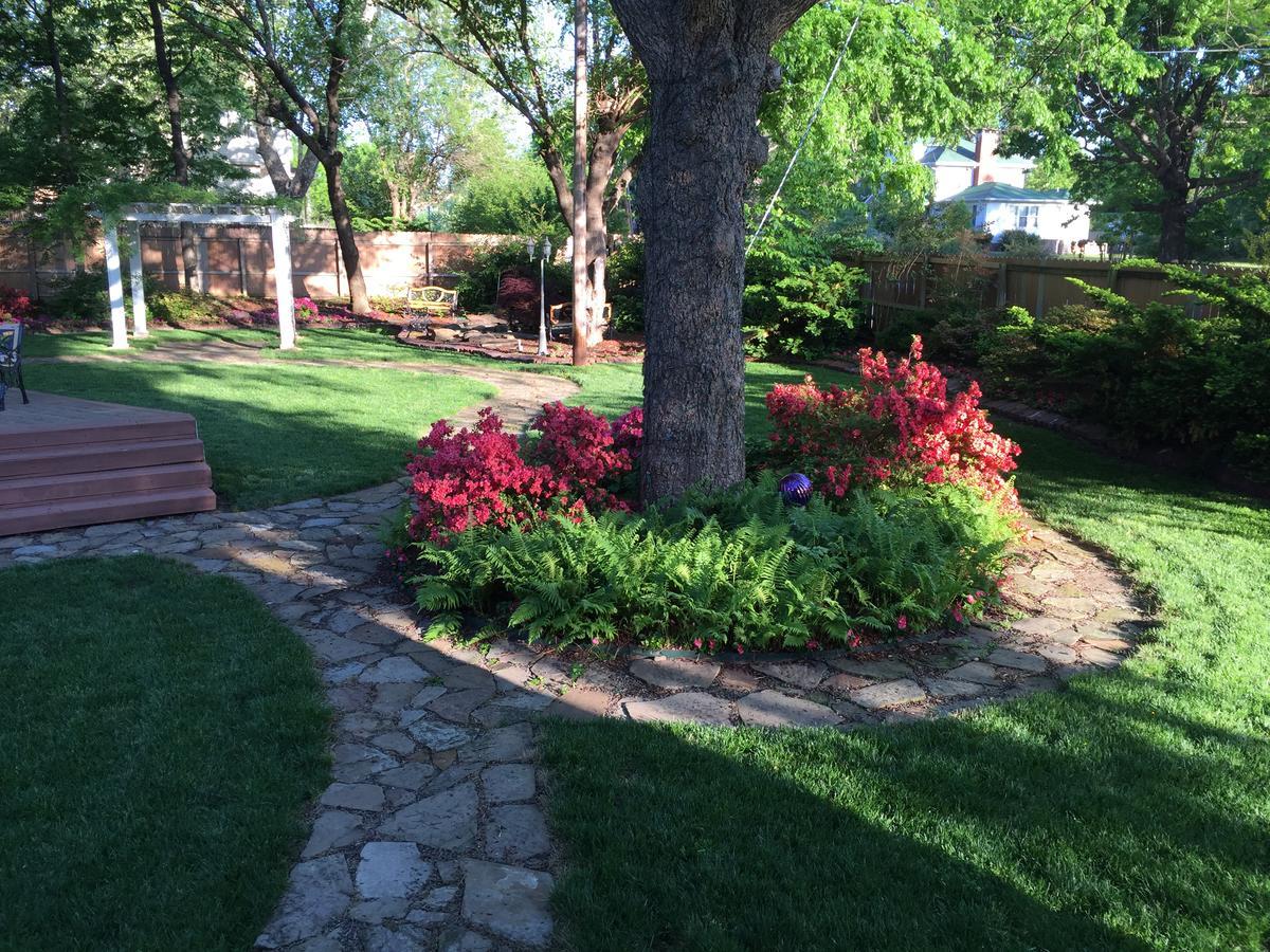 Hayes House Bed And Breakfast Маскоги Экстерьер фото